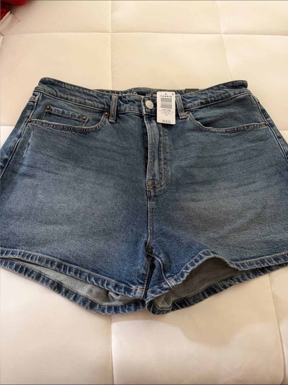 torrid High-Rise Denim Shorts in Medium Blue